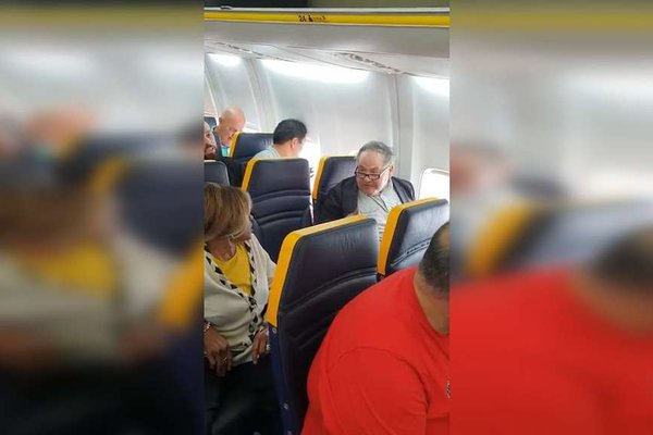 racist ryanair passenger 1