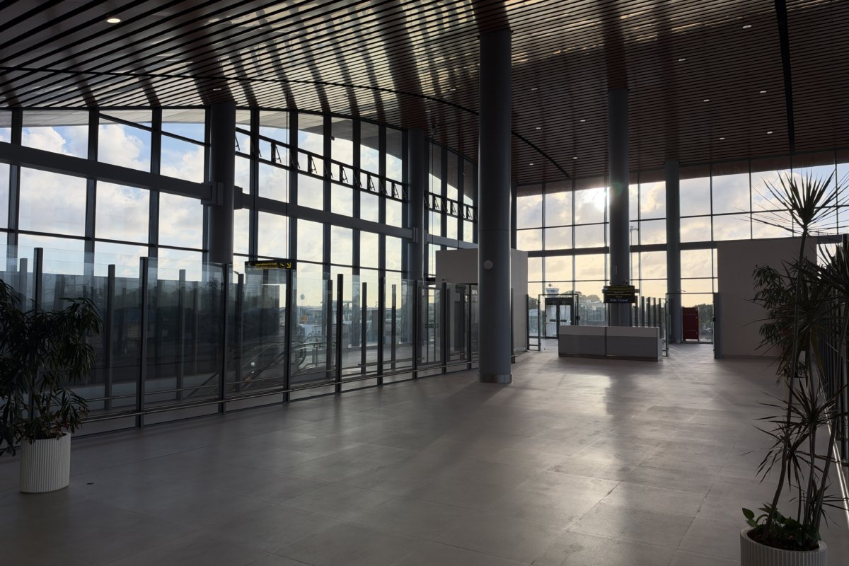 anr robinson east terminal 30