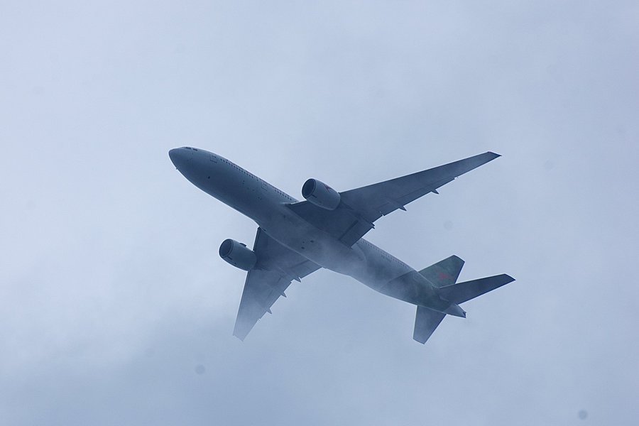 surinam airways 777 eo 03 2