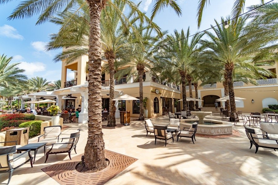 santa barbara curacao medi outside 1