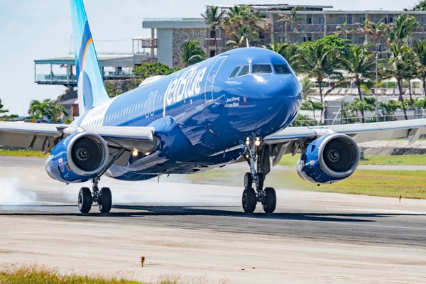 jetblue airbus a320 new colors