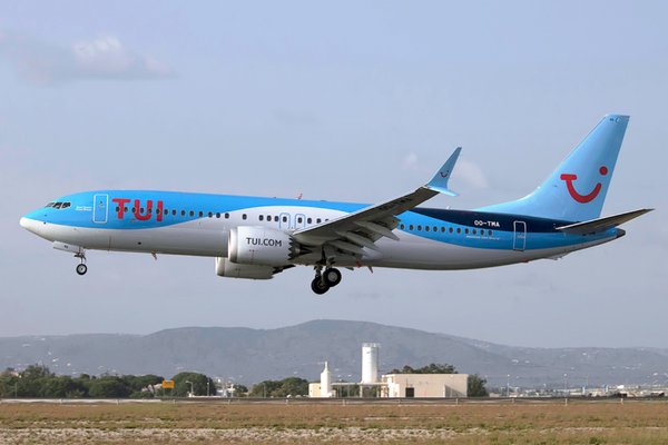 tui uk boeing 737 max 8